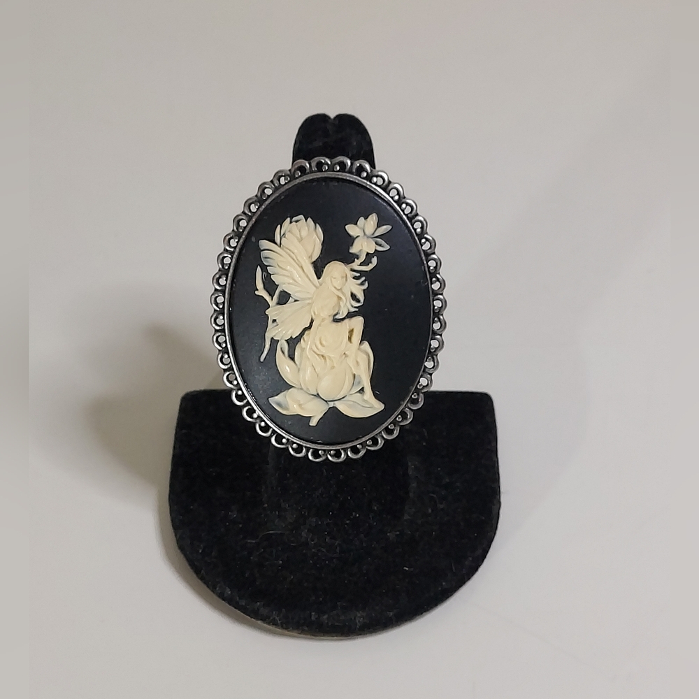 Fairy Grunge Vintage-Inspired Black/Cream & Metal  Faux Cameo Whimsey Goth Ring